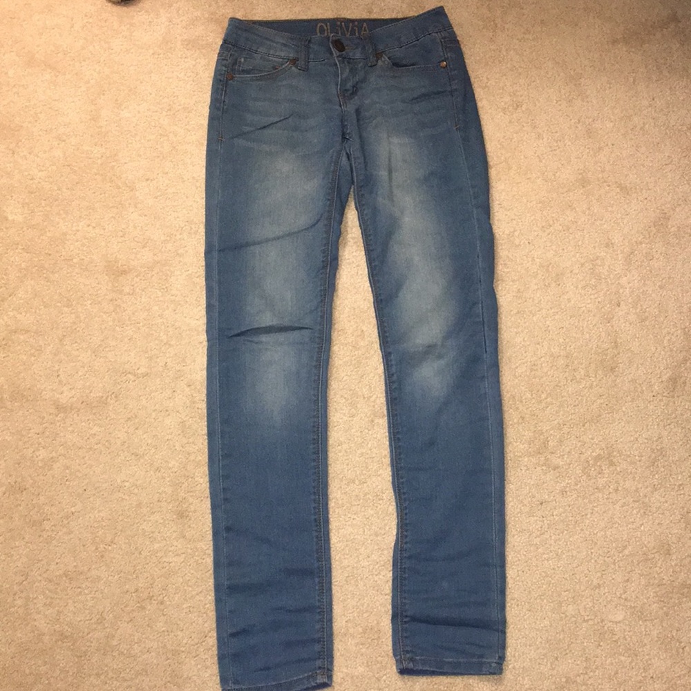 Light wash jeans